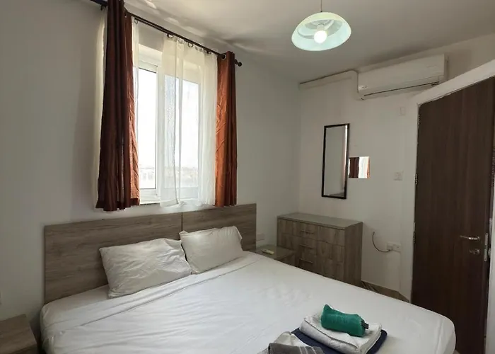 2-bedroom In M6 아파트