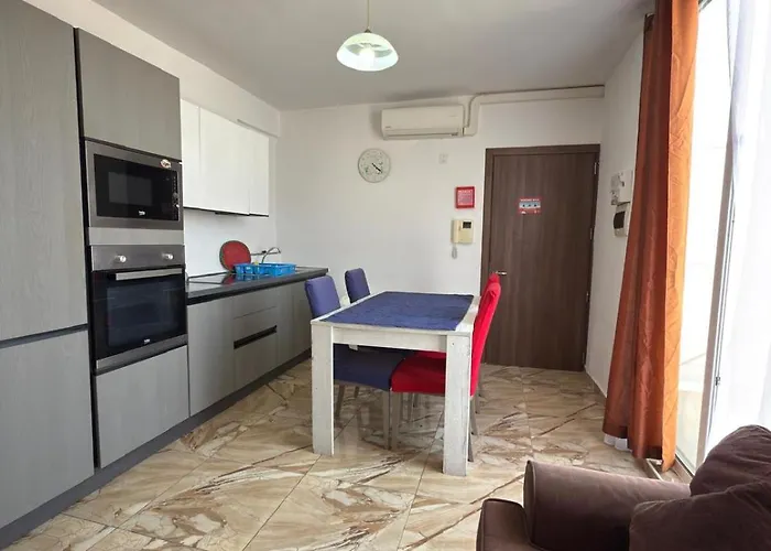 2-bedroom In M6 شقة *